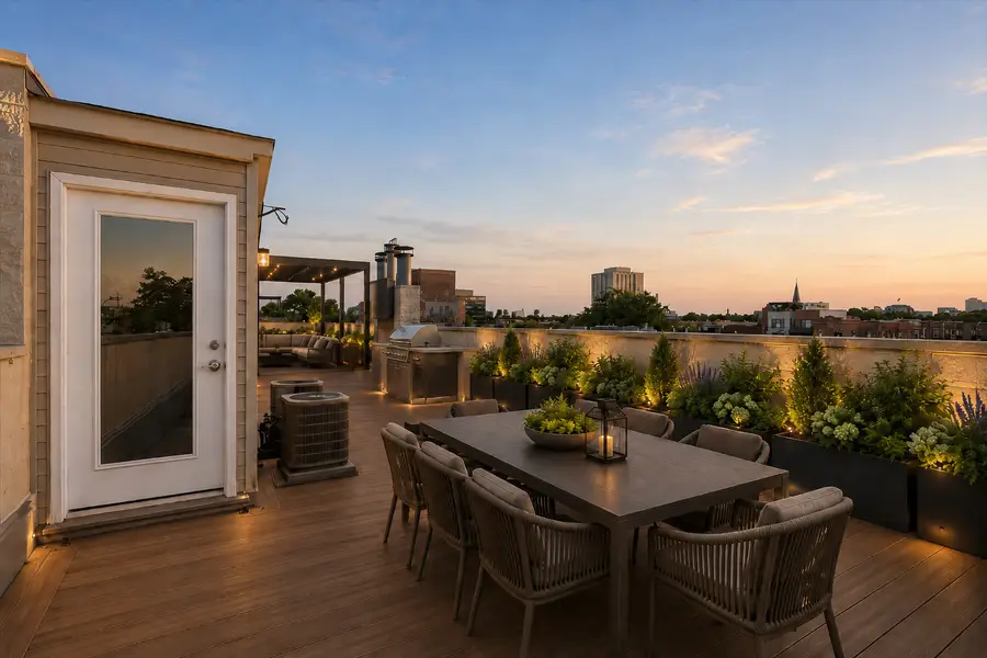 2427 W Augusta Boulevard #3, Chicago, IL 60622 - #3