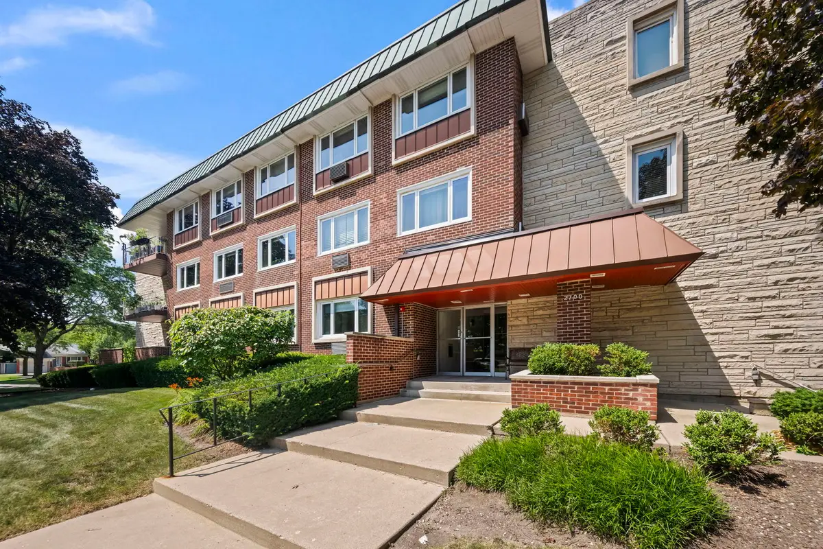 2700 E Bel Aire Drive #203, Arlington Heights, IL 60004 - #1