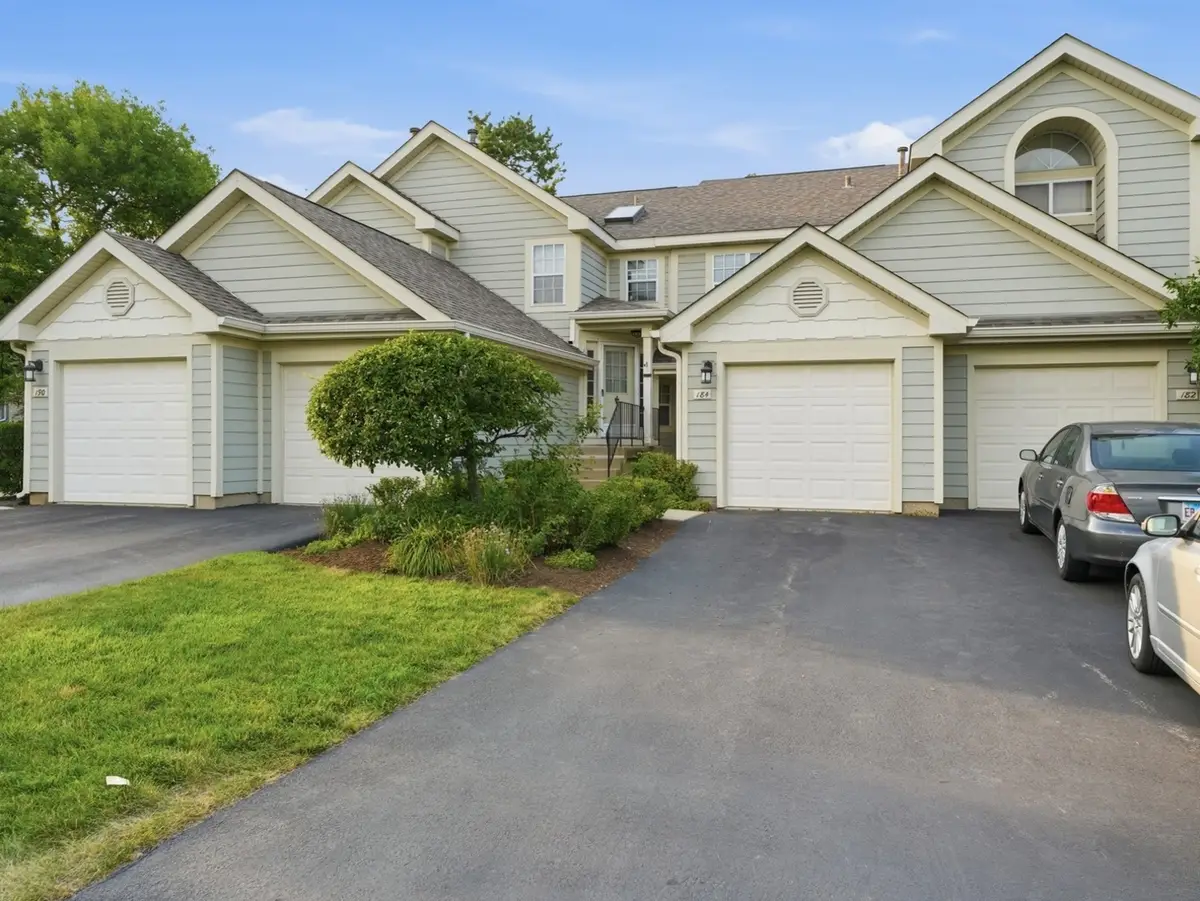 184 W Hamilton Drive, Palatine, IL 60067 - #1