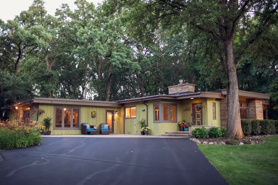 8623 S Roma Road, Palos Park, IL 60464 - #3