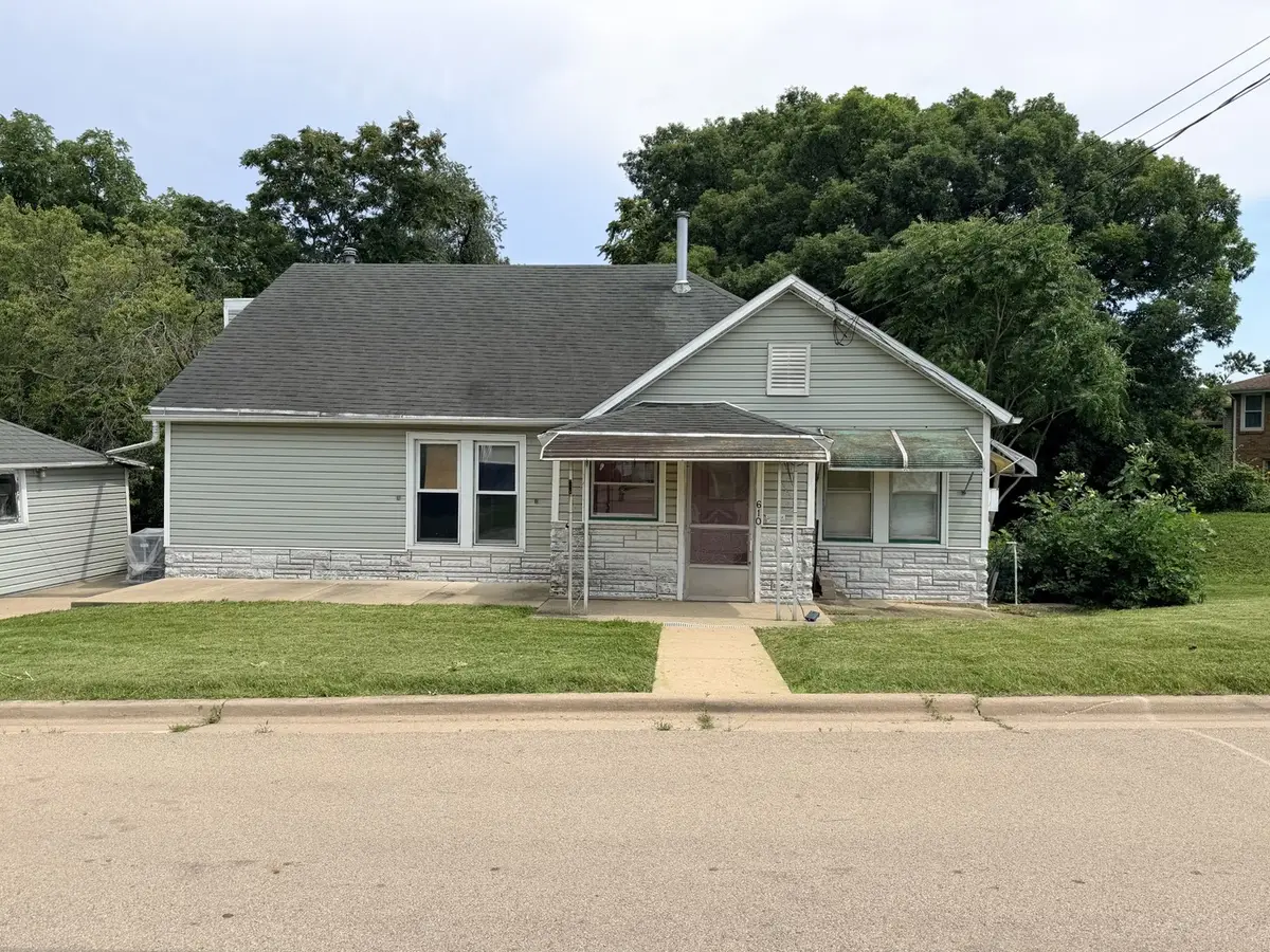 610 Wyatt Avenue, Oglesby, IL 61348 - #1