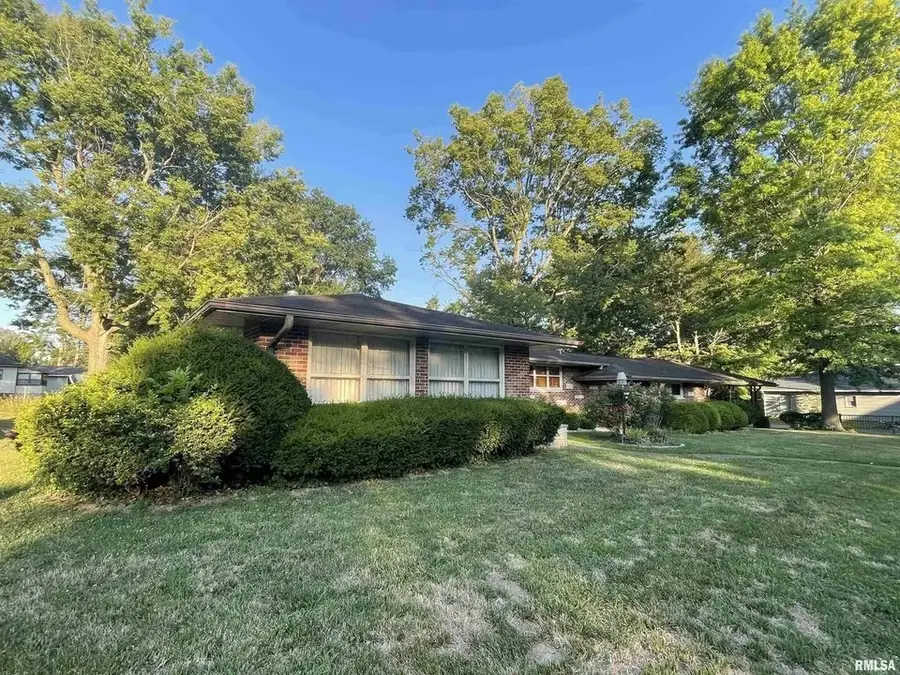804 N 22nd Street, Murphysboro, IL 62966 - #2