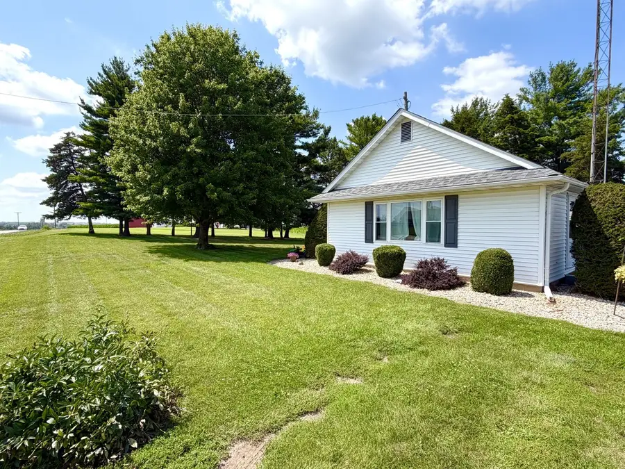 843 N 2401 Road, Oglesby, IL 61348 - #2