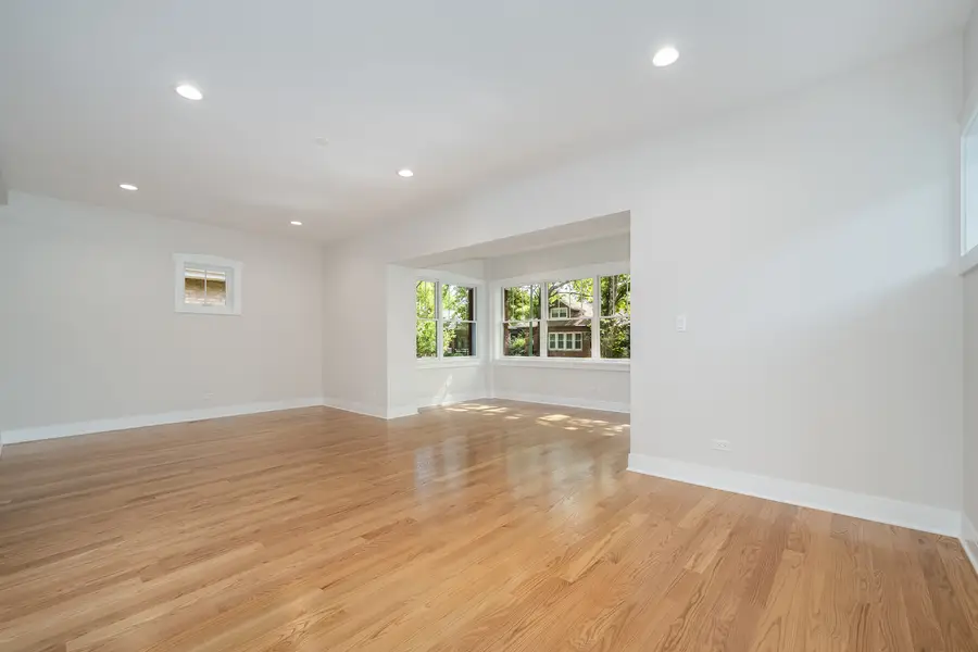 5310 N Spaulding Avenue, Chicago, IL 60625 - #2