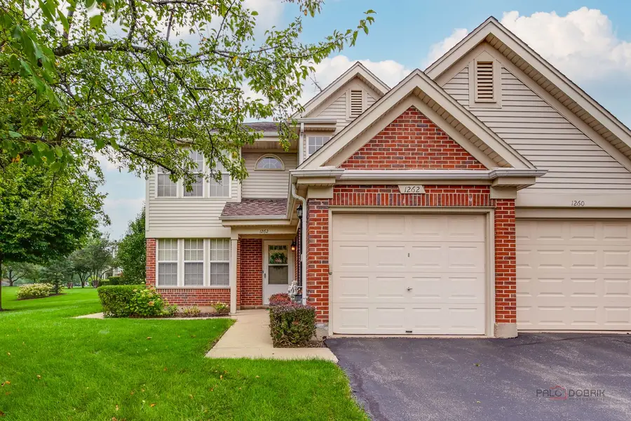 1262 N Wellington Court, Buffalo Grove, IL 60089 - #2