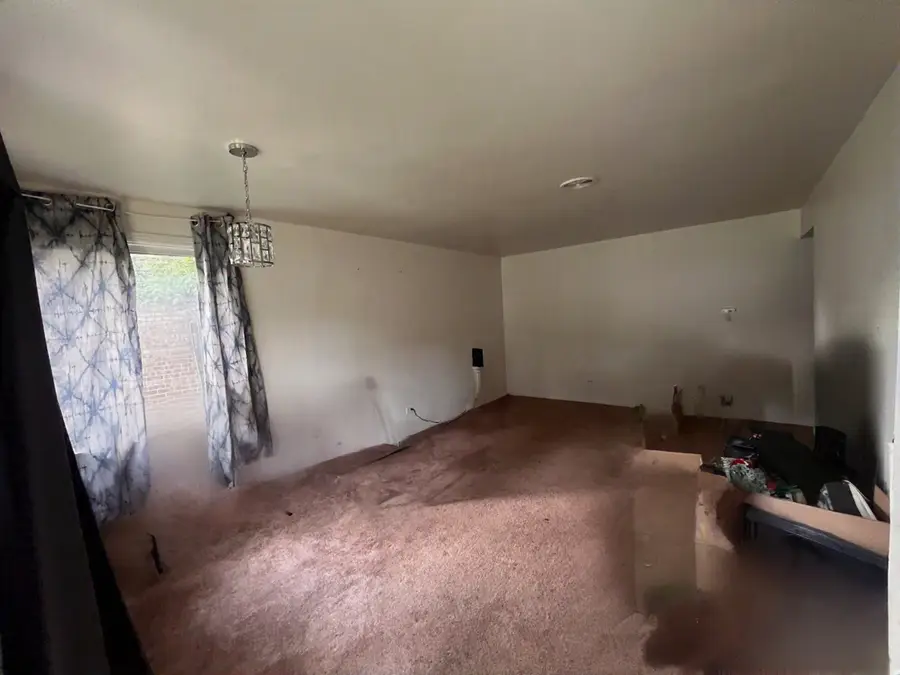9725 S Van Vlissingen Road, Chicago, IL 60617 - #2