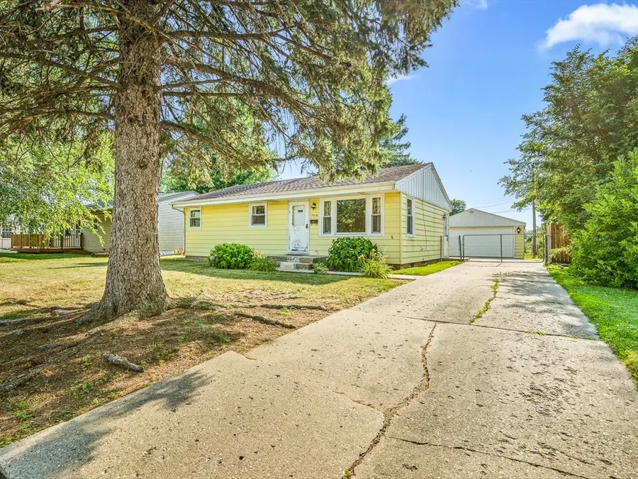 7516 Orion Street, Loves Park, IL 61111 - #3
