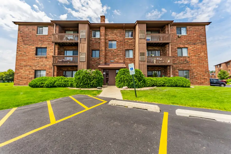 15805 Peggy Lane, Oak Forest, IL 60452 - #2