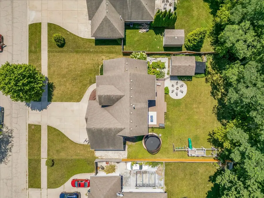 118 S Gladstone Avenue, Aurora, IL 60506 - #3