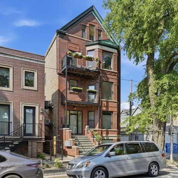 2312 W Mclean Avenue #2S, Chicago, IL 60647