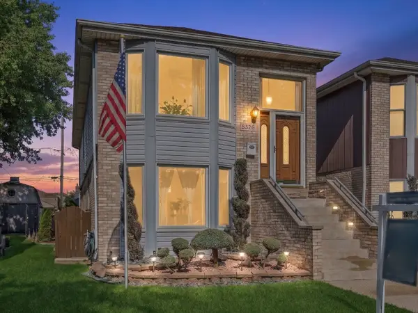 5326 S Nagle Avenue, Chicago, IL 60638