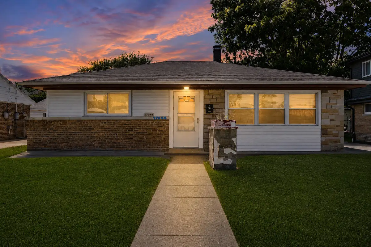 17044 Burnham Avenue, Lansing, IL 60438 - #1