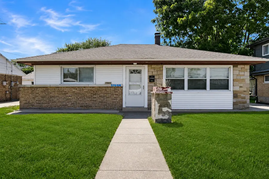 17044 Burnham Avenue, Lansing, IL 60438 - #2