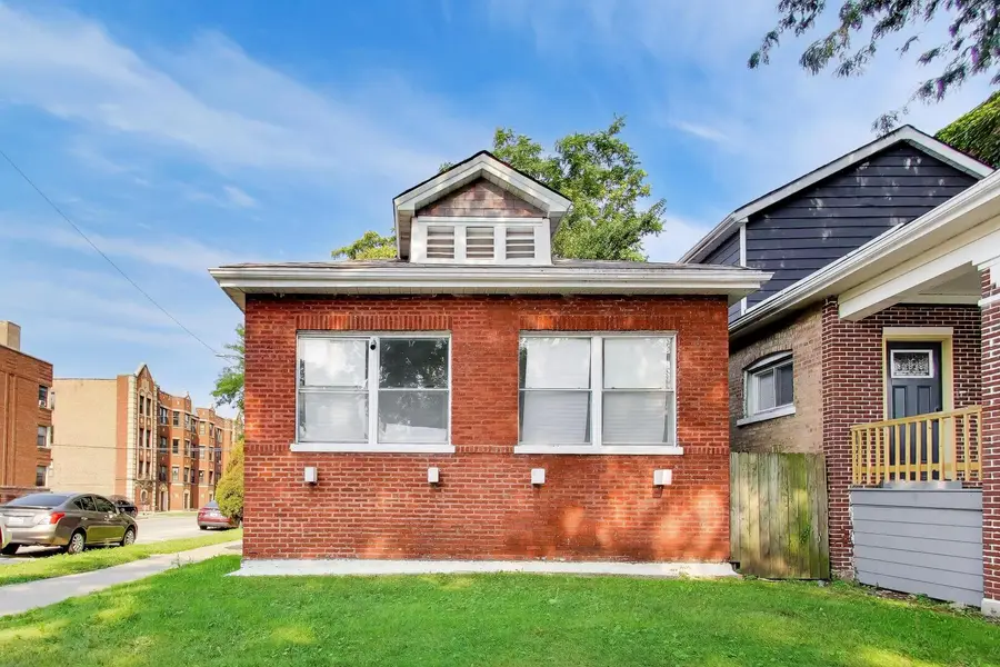 8301 S Maryland Avenue, Chicago, IL 60619 - #3