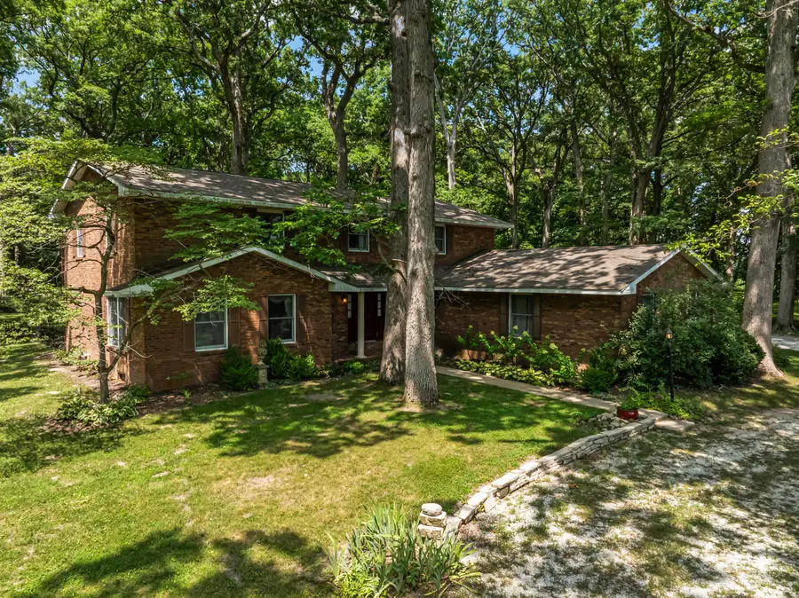9187 Carle Springs Road, Wapella, IL 61777 - #2
