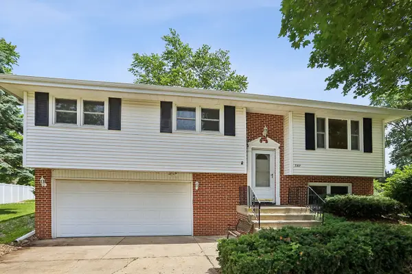 3207 Indian Wood Lane, Joliet, IL 60431