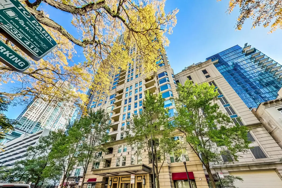 25 E Superior Street #404, Chicago, IL 60611 - #1
