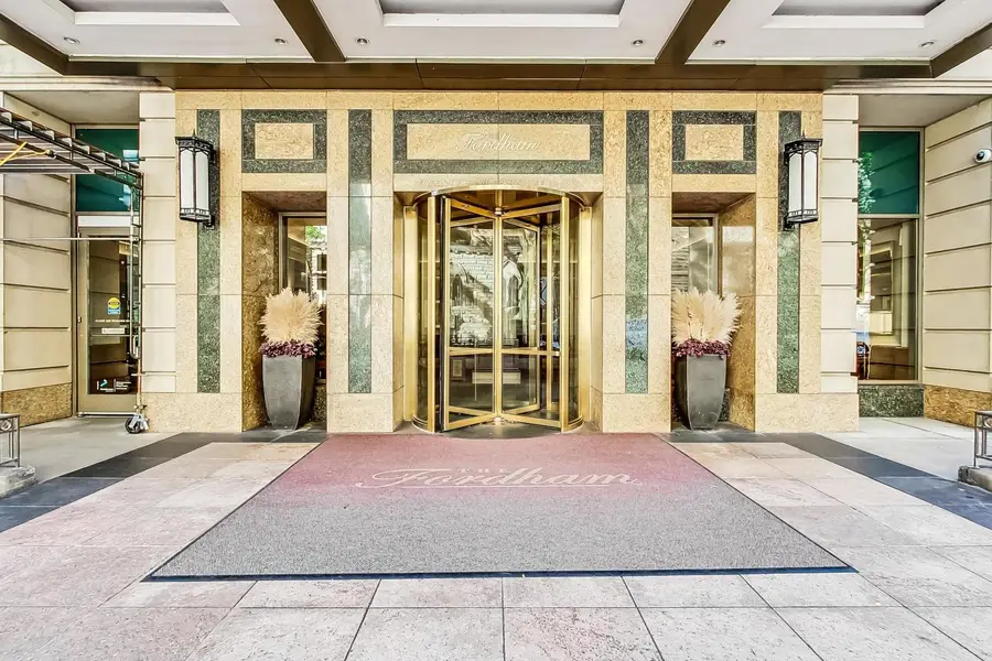 25 E Superior Street #404, Chicago, IL 60611 - #2