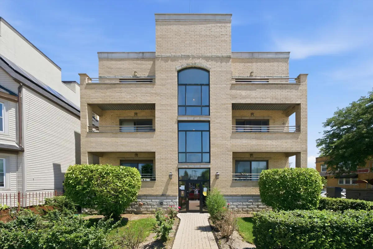 3801 N Kedzie Avenue #3S, Chicago, IL 60618 - #1