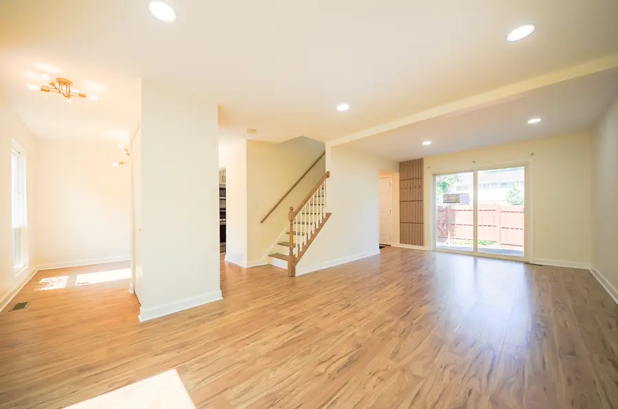 4092 Quincy Court, Streamwood, IL 60107 - #2