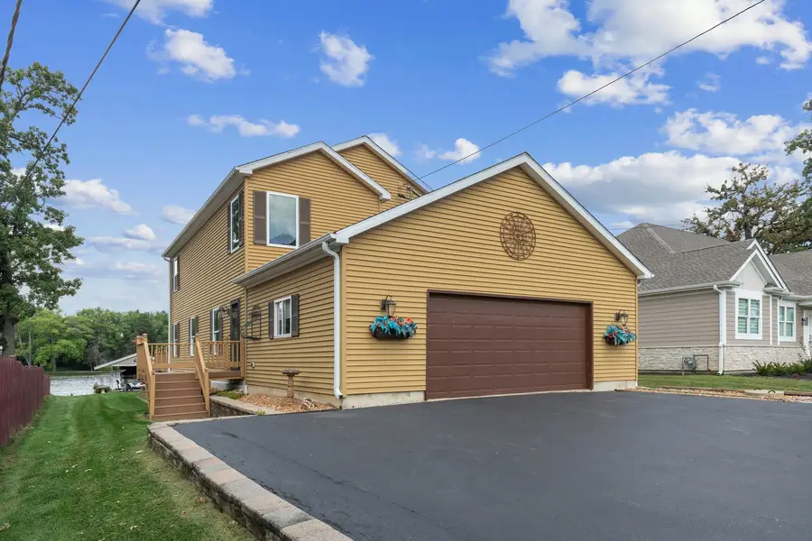 2019 N Woodlawn Park Avenue, McHenry, IL 60051 - #2