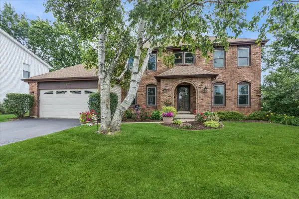 1573 Clemson Drive, Naperville, IL 60565
