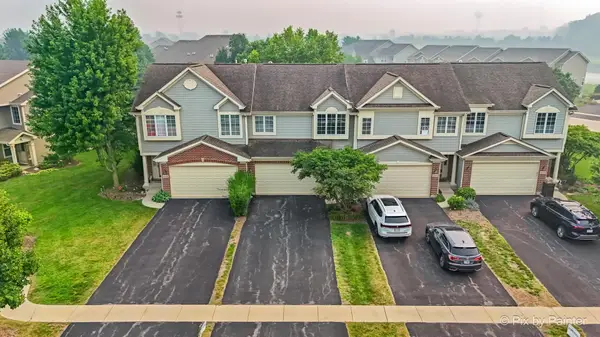 1284 West Lake Drive, Cary, IL 60013
