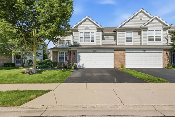 9939 Wakefield Lane #9939, Huntley, IL 60142