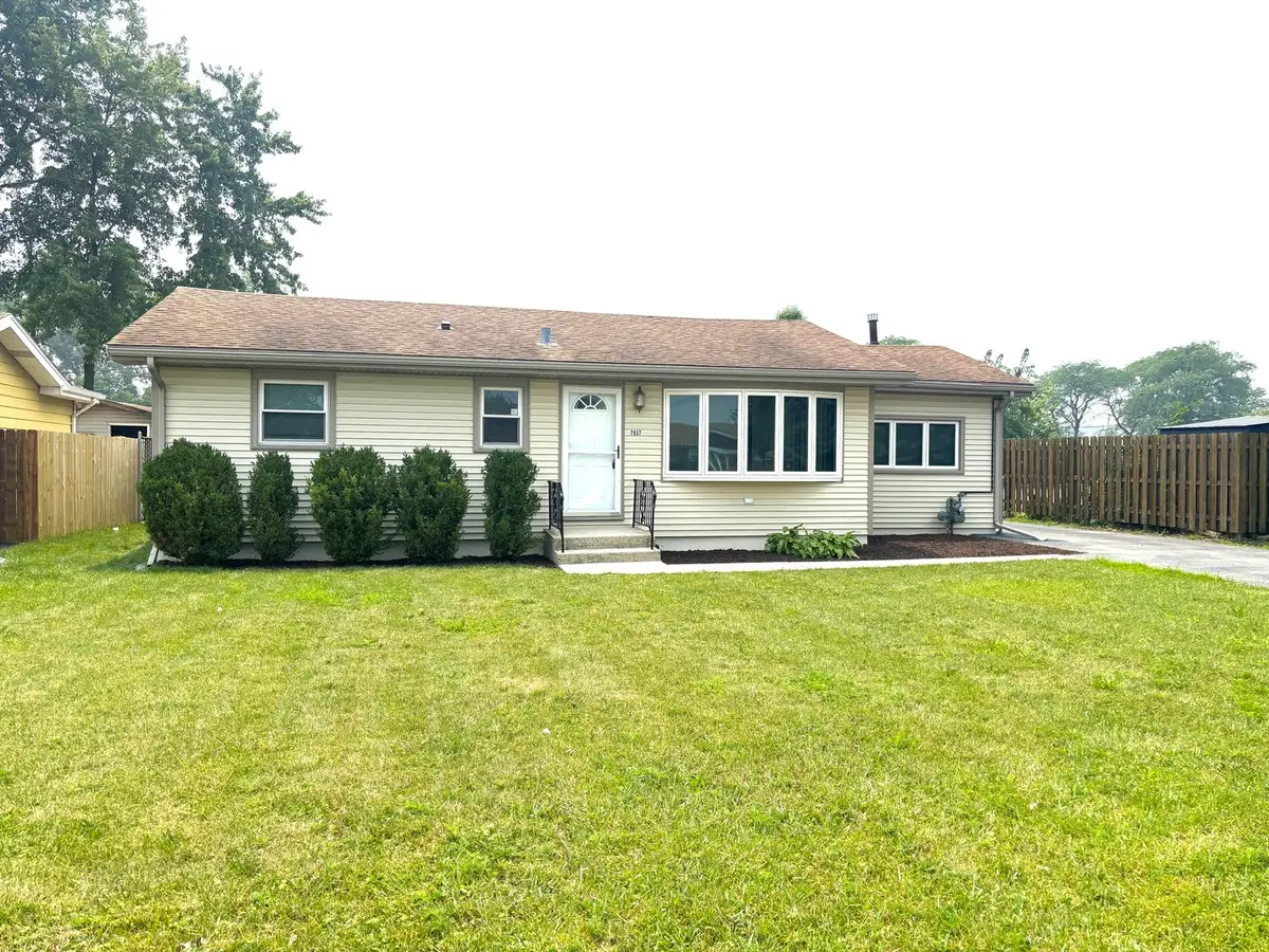 7937 W 82nd Place, Bridgeview, IL 60455 - #1