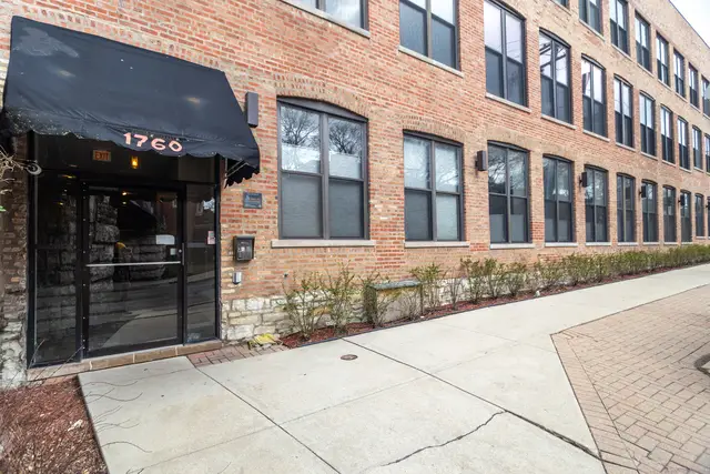 1760 W Wrightwood Avenue #305, Chicago, IL 60614 - #1