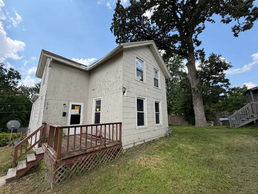 1016 Iowa Street, Davenport, IA 52803 - #3