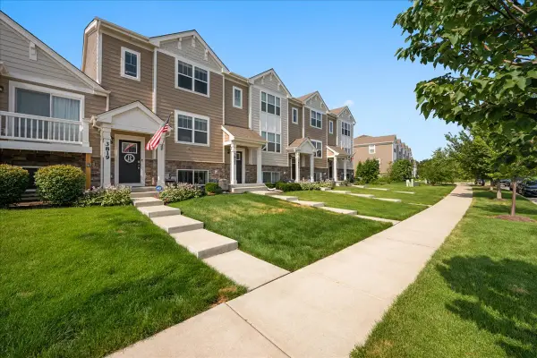 3819 Honeysuckle Lane, Elgin, IL 60124