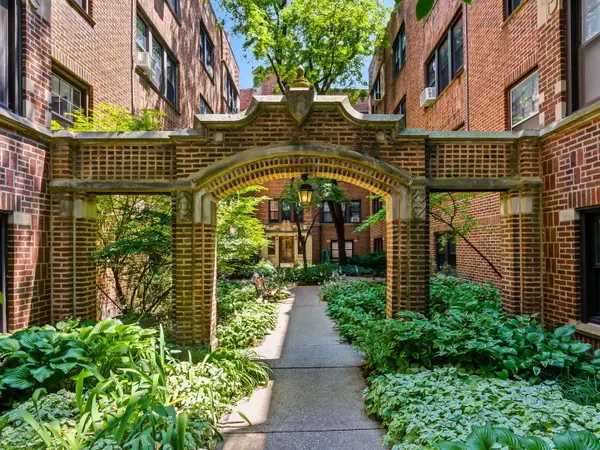5459 S Ingleside Avenue #3S, Chicago, IL 60615