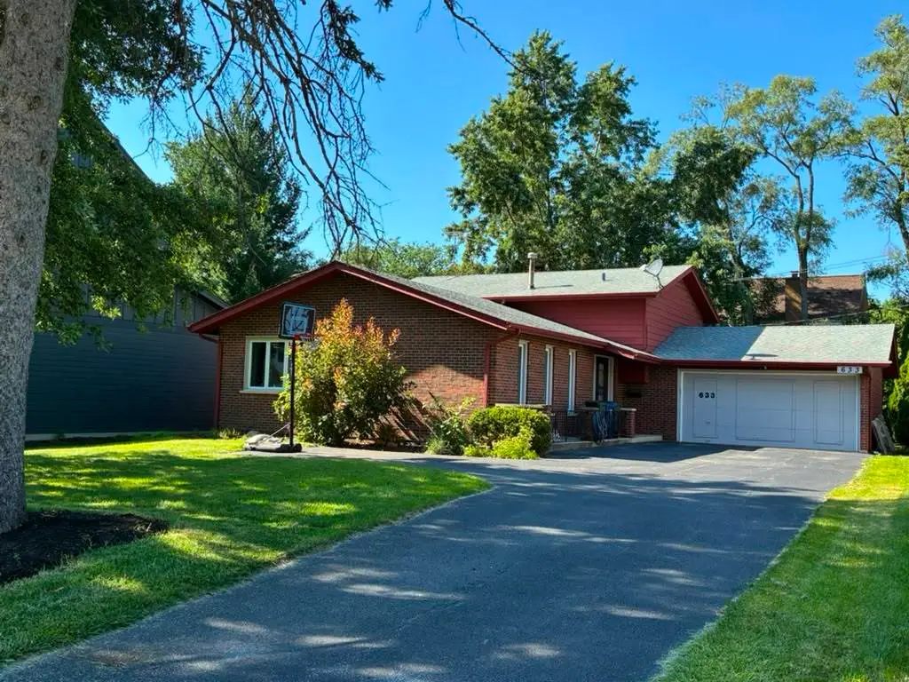 633 E 8th Avenue, Naperville, IL 60563 - #1