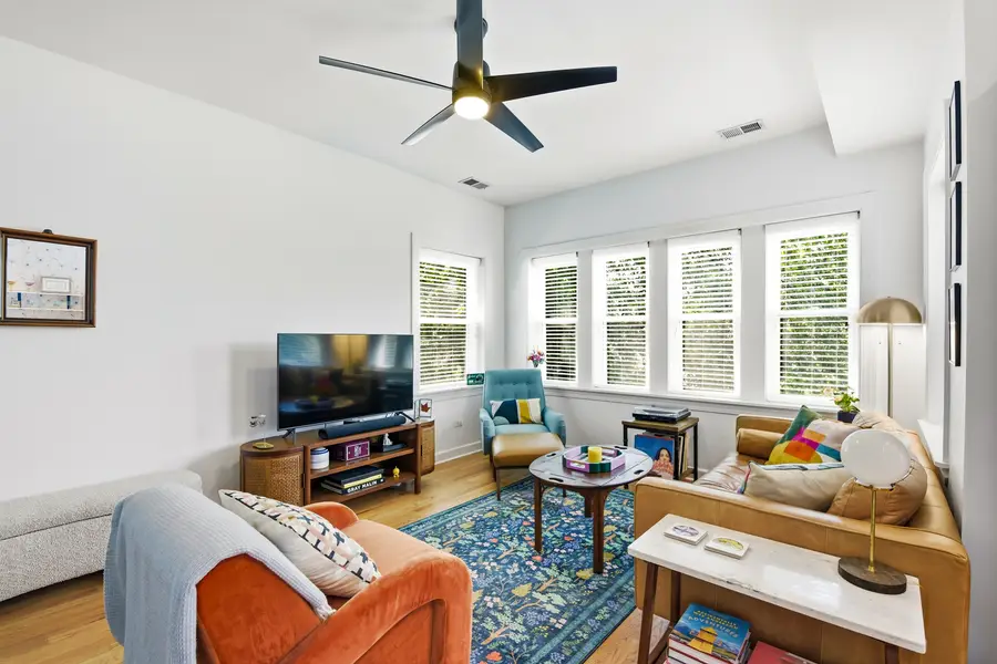 4051 N Southport Avenue #2, Chicago, IL 60613 - #2
