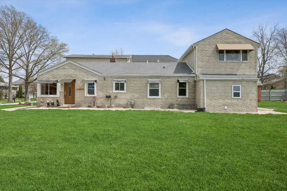 117 Sunrise Avenue, Willowbrook, IL 60527 - #1