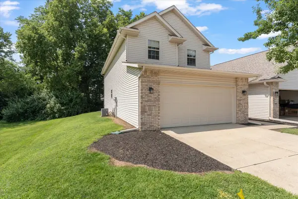 1203 Windwood Lane, Mahomet, IL 61853