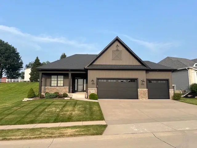4465 Muirfield Drive, Bettendorf, IA 52722 - #1