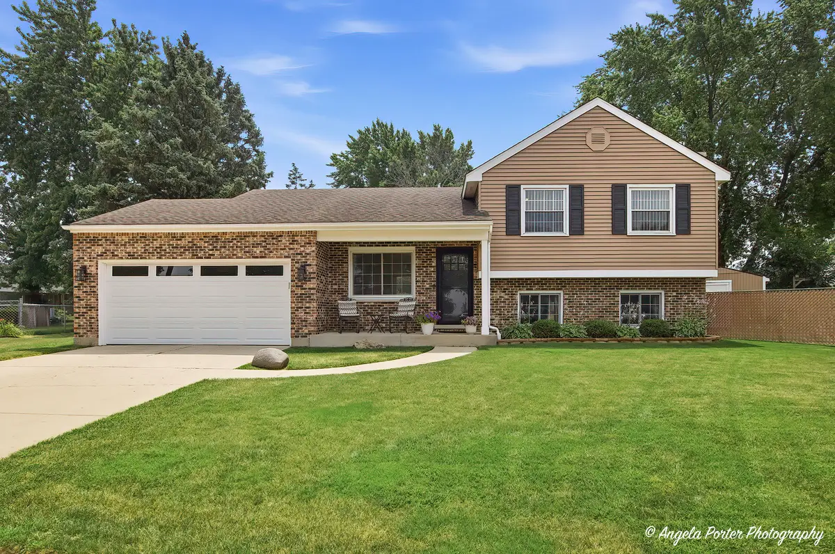 3611 W Drake Court, McHenry, IL 60050 - #1