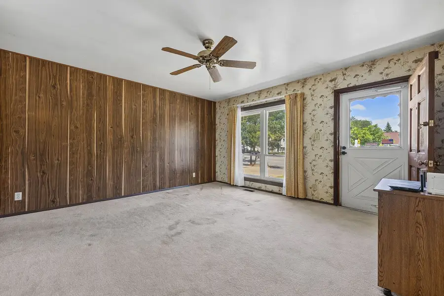 315 E Schaumburg Road, Streamwood, IL 60107 - #3