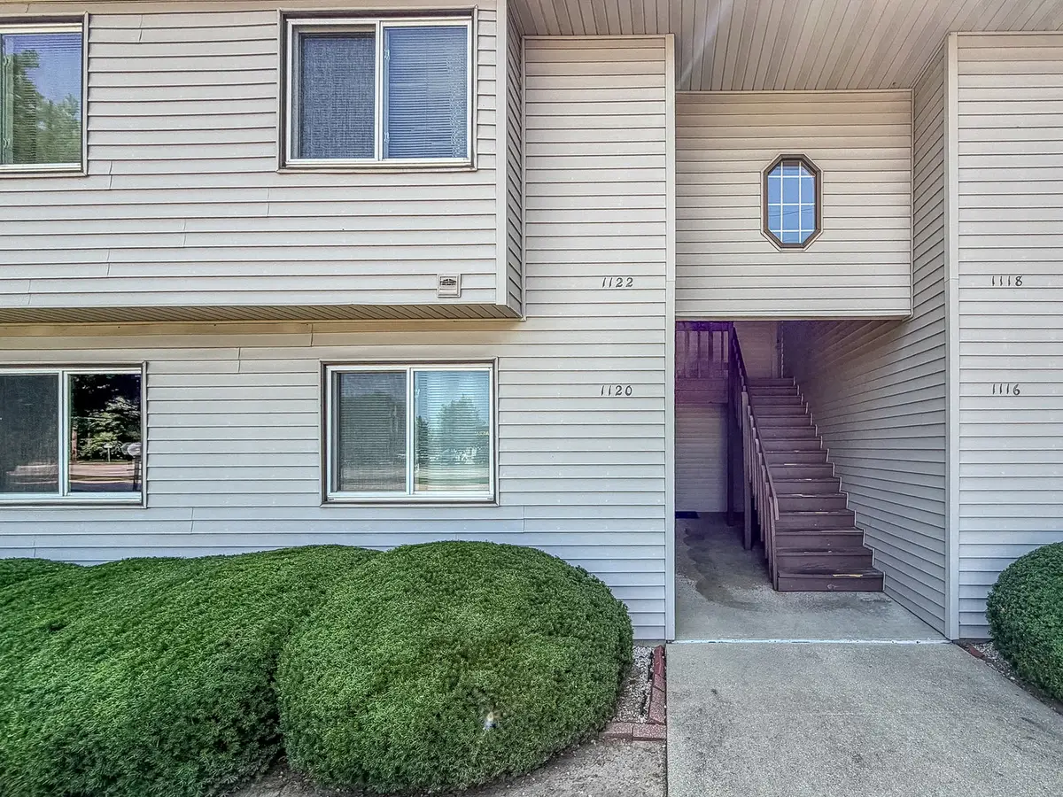 1120 Kara Drive #1120, Champaign, IL 61822 - #1