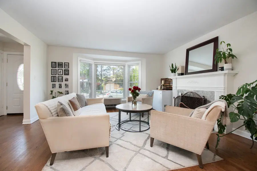 7141 N Kedvale Avenue, Lincolnwood, IL 60712 - #3