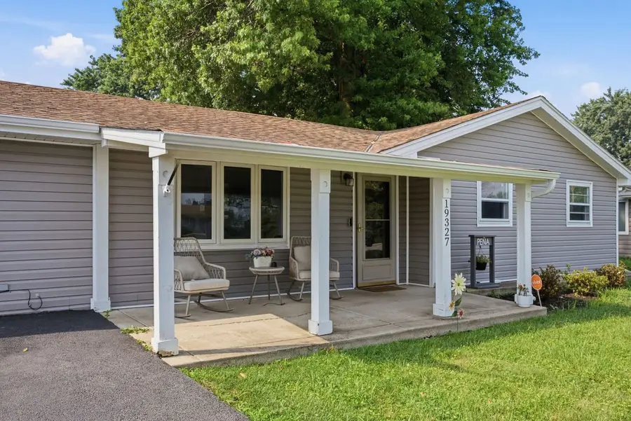 19327 W Dawson Avenue, Romeoville, IL 60446 - #3