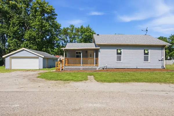 1005 1/2 Little Lundy Street, Streator, IL 61364