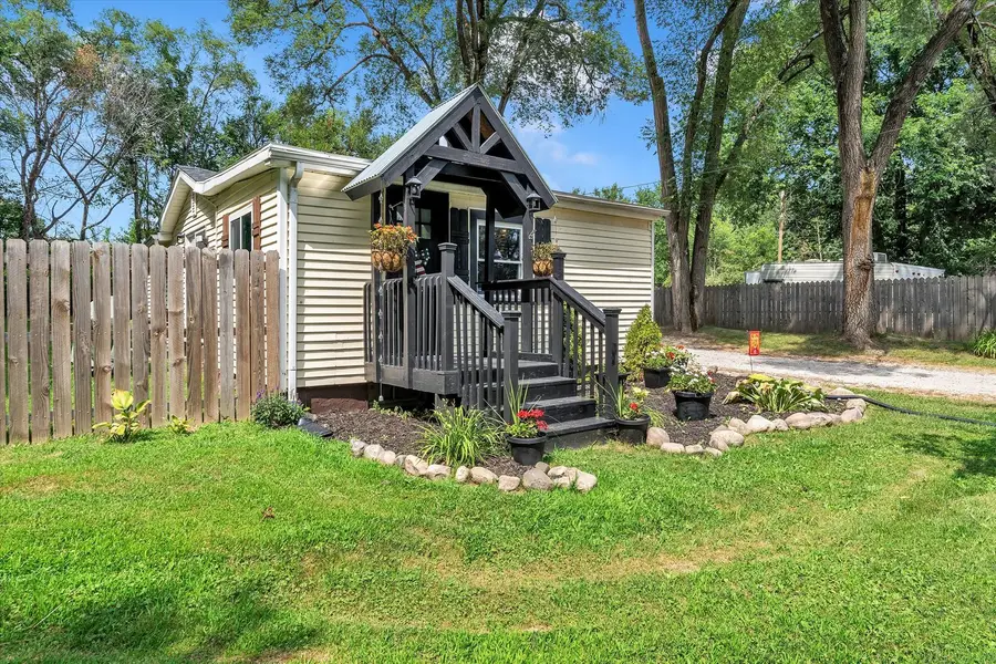 9590 115th Street, Blue Grass, IA 52726 - #2