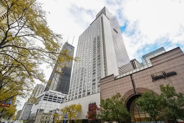 777 N Michigan Avenue #1801, Chicago, IL 60611