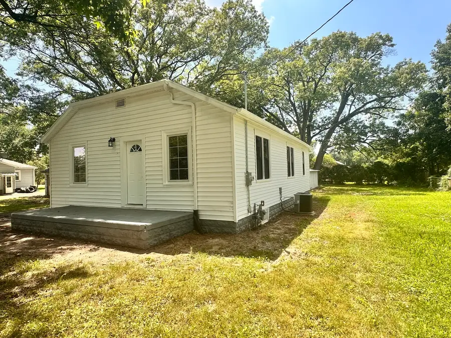 1607 Shaft Street, Streator, IL 61364 - #3