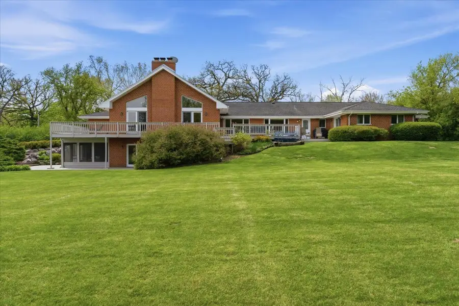 520 W Merri Oaks Road, Barrington Hills, IL 60010 - #3