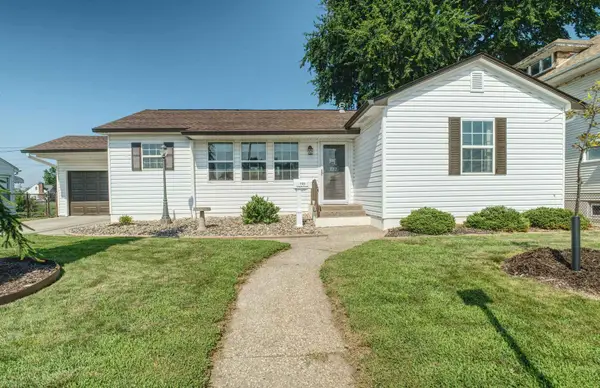 722 Argyle Court, Clinton, IA 52732