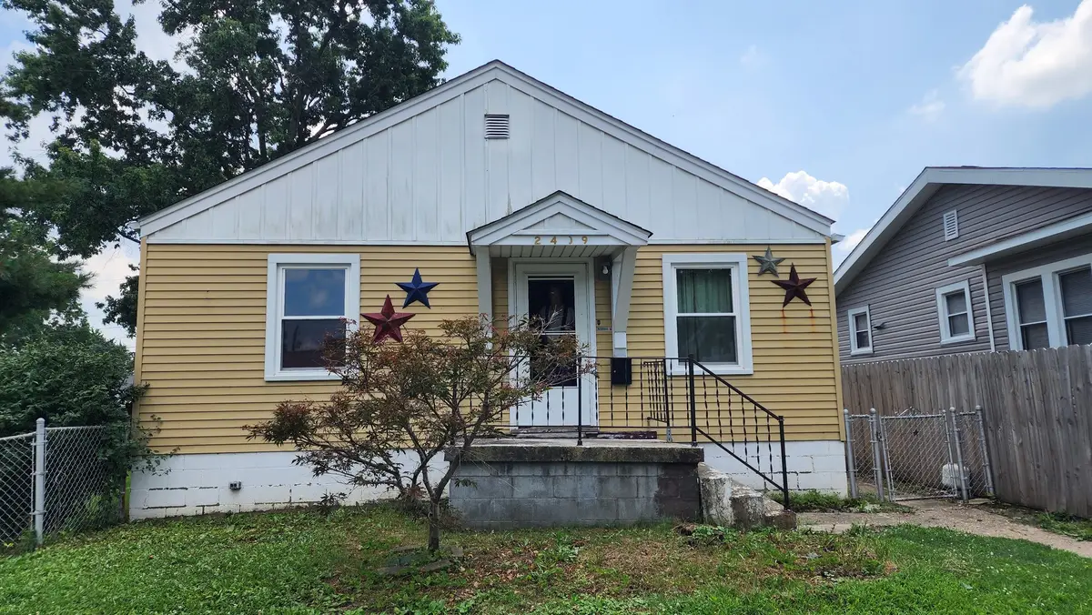 2409 E Main Street, Decatur, IL 62521 - #1